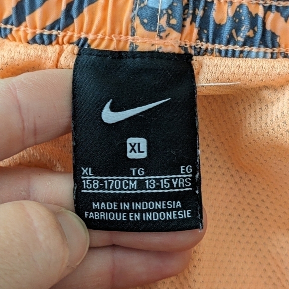 Nike Swim Trunks XL - Picture 4 of 4